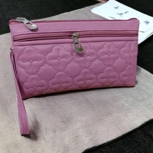 Women's Zip Closure Casual Clutch / Wallet (Pink)