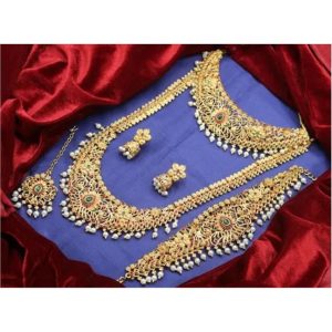 Traditional Gold Plated Ethnic Jewellery Set For Women (Set of 6)