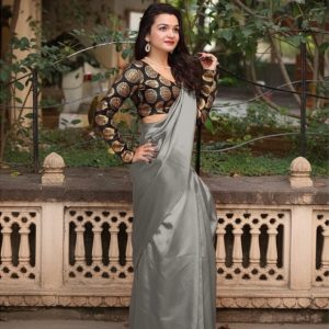 Solid/Plain Bollywood Silk Blend Saree with Un-stitched Blouse (Grey)