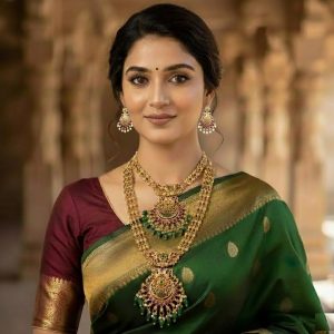 Divine Emerald and Ruby Gold Temple Necklace Set