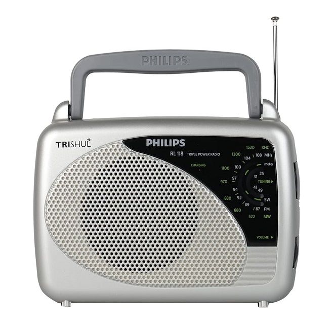 Philips RL118/94 Portable AM / FM Radio with 3-in-1 Power Source
